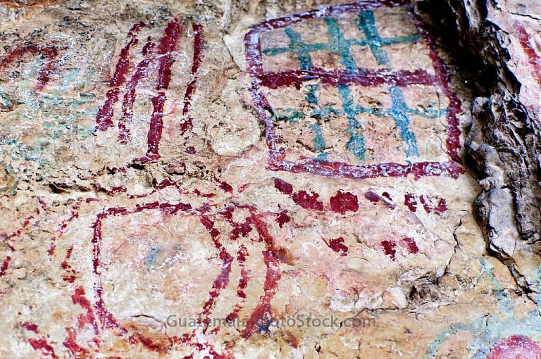 Pinturas rupestres policromadas