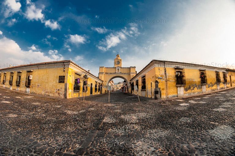 Arco de Santa Catalina y calle del arco
