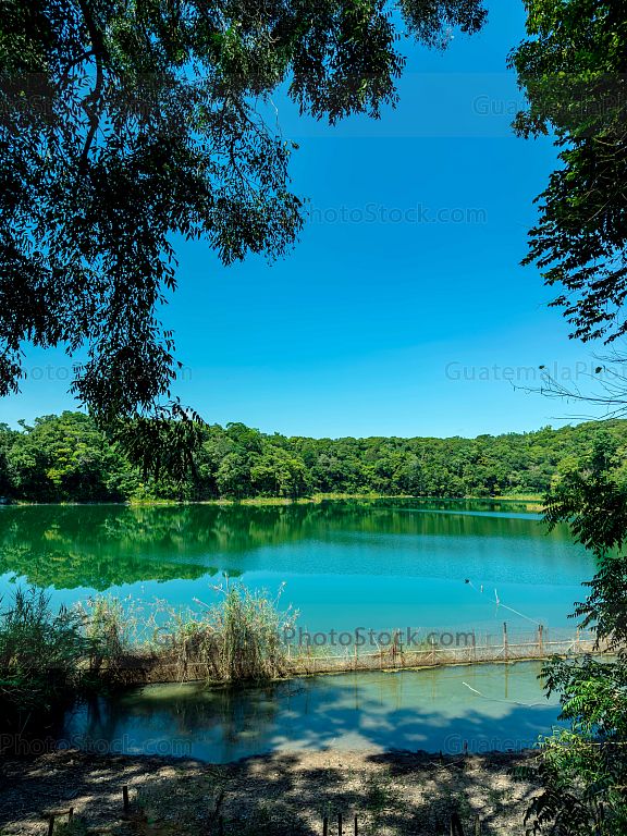 Laguna La Guitarra