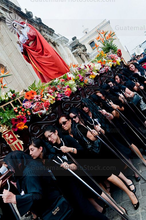 Procesión de la Reseña