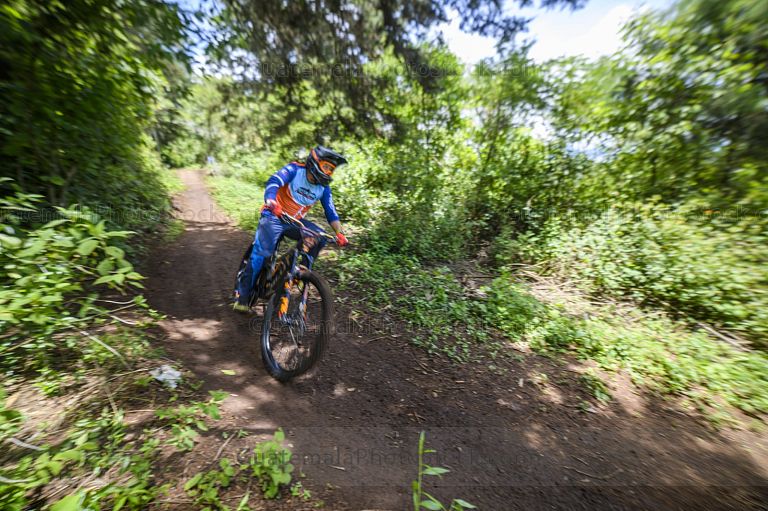 Carrera de bicicleta de montaña