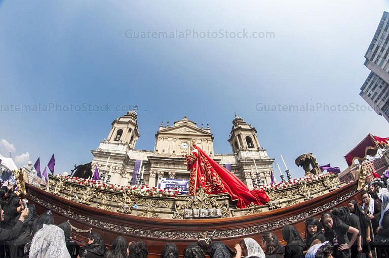 Anda de Virgen Dolorosa del Domingo de Ramos