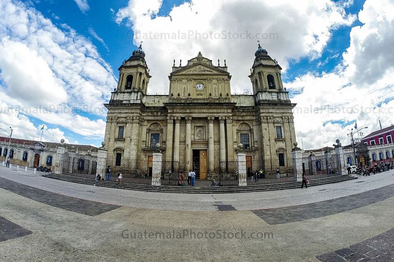 Fachada de la Catedral Metropolitana