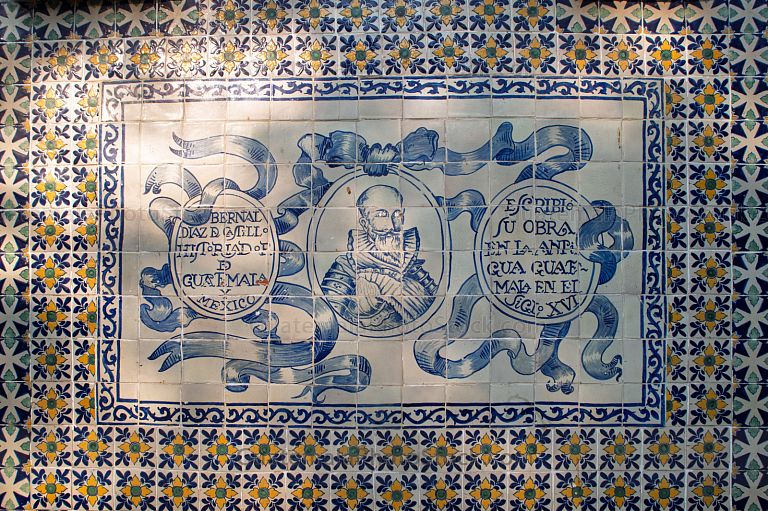 Mosaico teatro al aire libre, Cerrito del Carmen