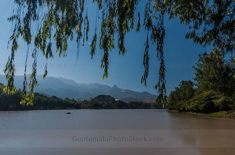 Laguna Monja Blanca