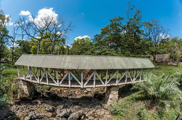 Puente secundario en Sebol