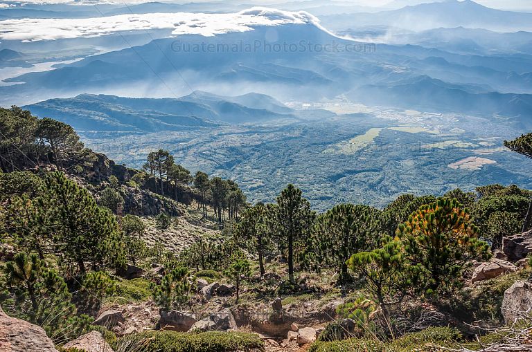 Tierras de la Costa Sur desde el Volcán de Agua