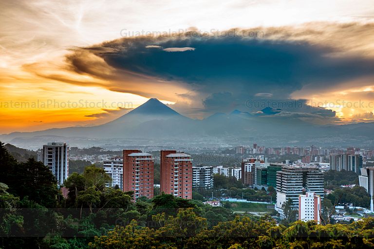 Atardecer sobre la Ciudad de Guatemala