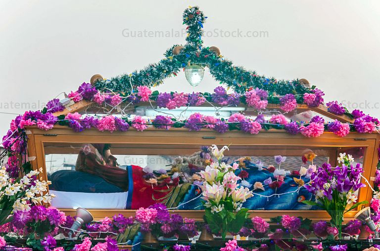 Procesión de la imagen de Cristo Sepultado