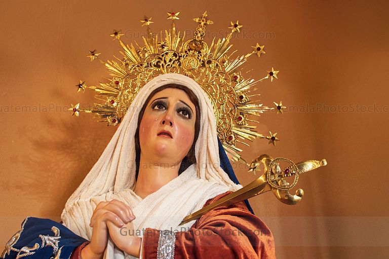 Virgen dolorosa de la misericordia