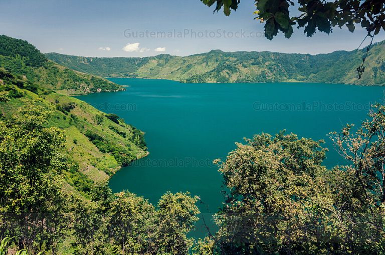 Laguna de Ayarza