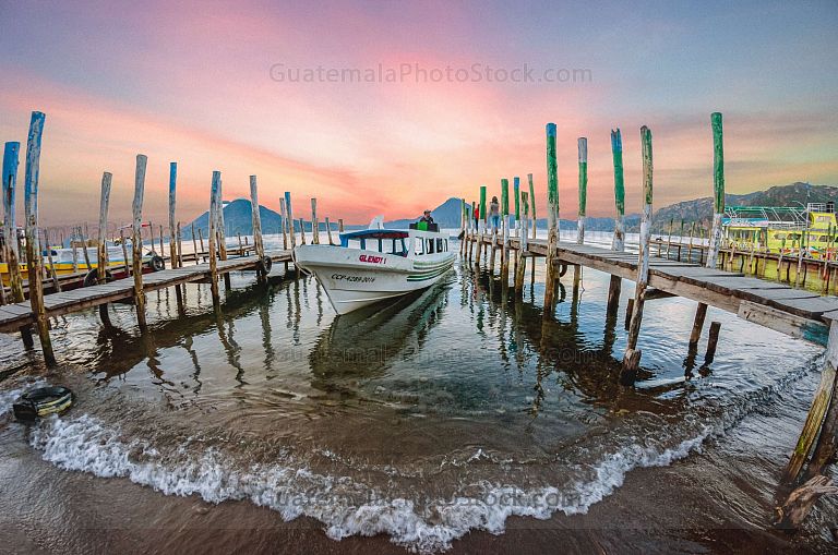 Amanecer en Atitlán, Sololá