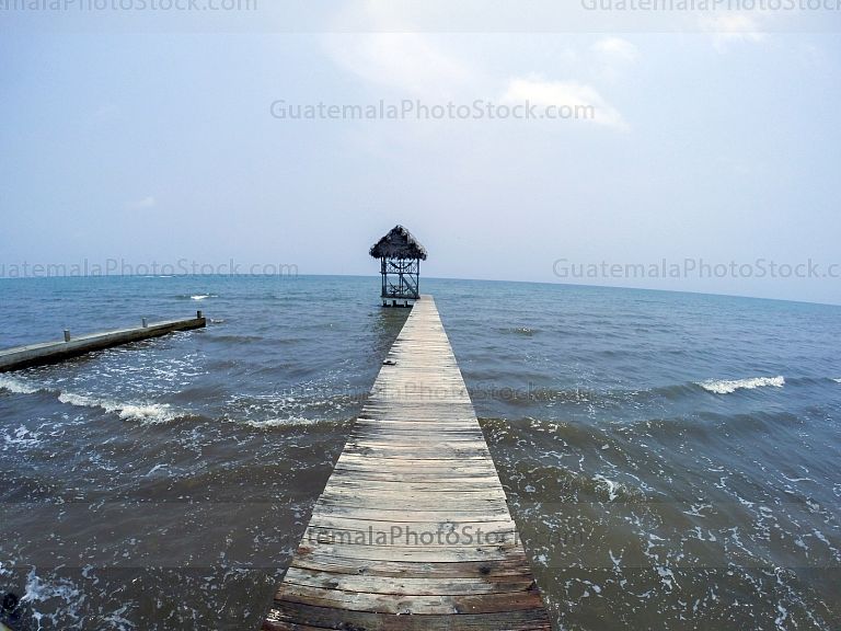 Playa en el caribe guatemalteco