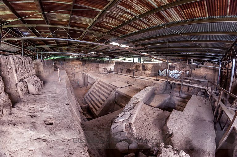 El Acropolis de Kaminal Juyu’