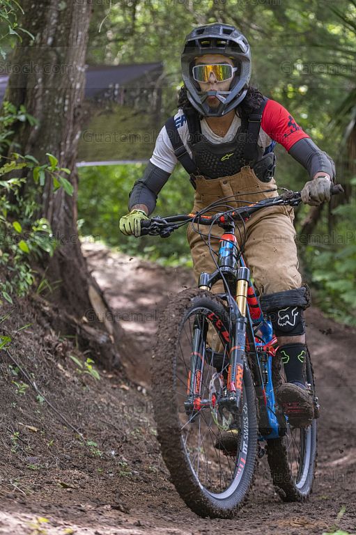 Carrera de bicicleta de montaña