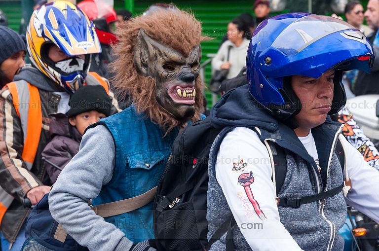 Participante en la Caravana del Zorro