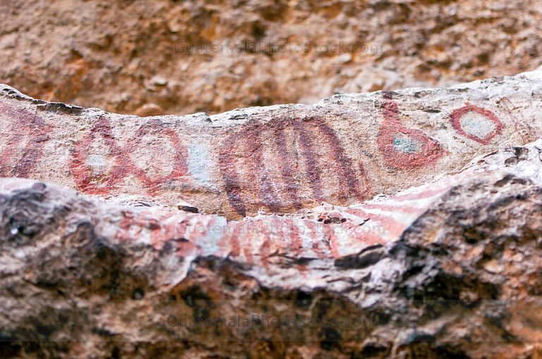 Pinturas rupestres policromadas