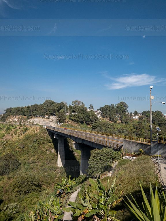 Puente la Asunción, Zona 5 y Zona 1