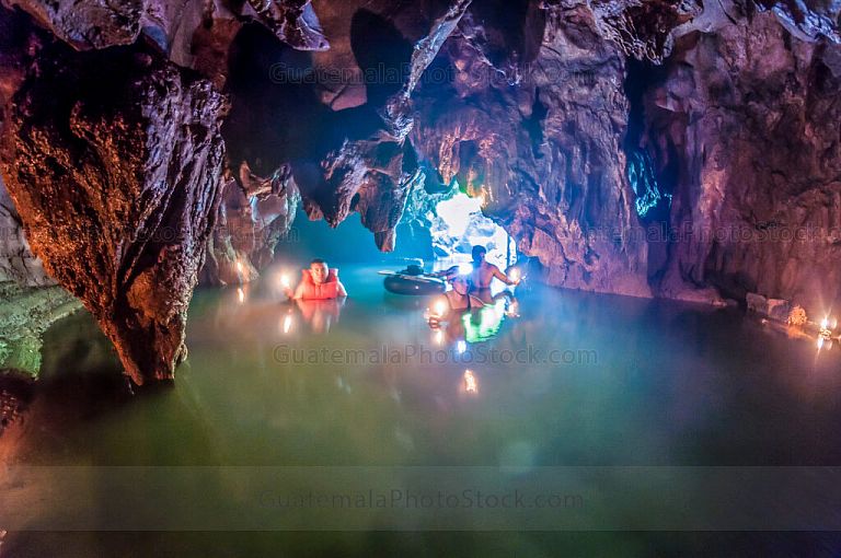 Ingreso a la Cueva de Kan-Ba