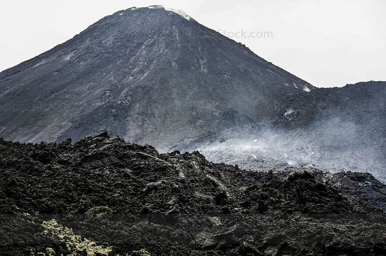 Cono Mackenney del Volcán de Pacaya