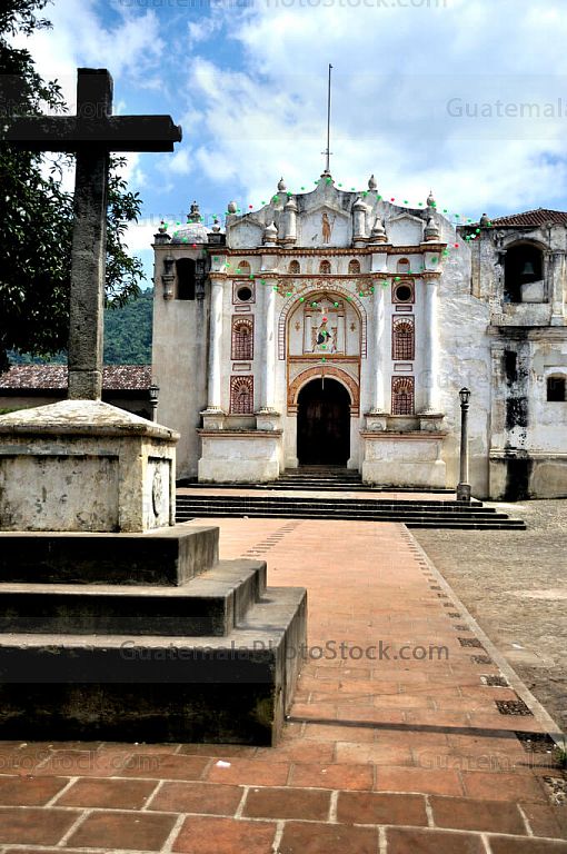Atrio de la Iglesia de San Juan del Obispo