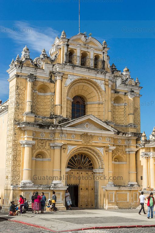 Iglesia de San Pedro Apostol