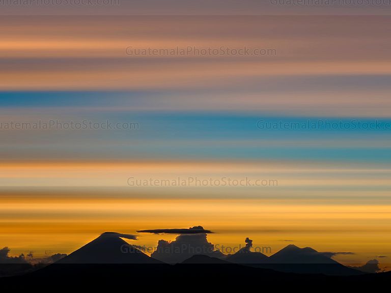 Atardecer sobre la Cadena Volcánica Central