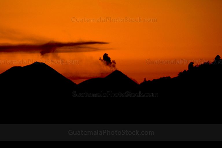 Volcán de fuego y acatenango