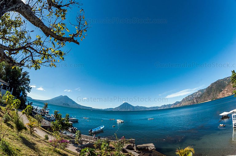 Lago de Atitlán desde Panajachel