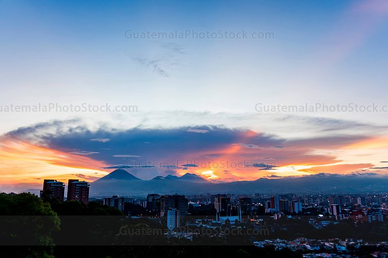Atardecer sobre la Ciudad de Guatemala