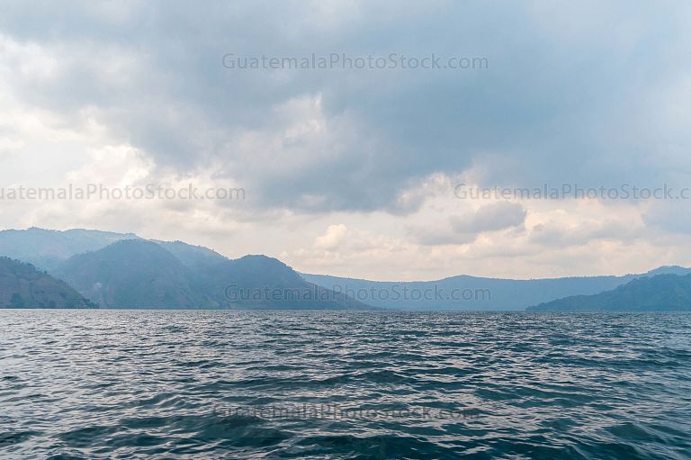 Laguna de Ayarza