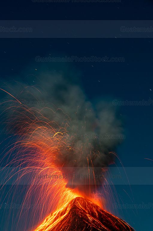 Erupción en el Volcán de Fuego