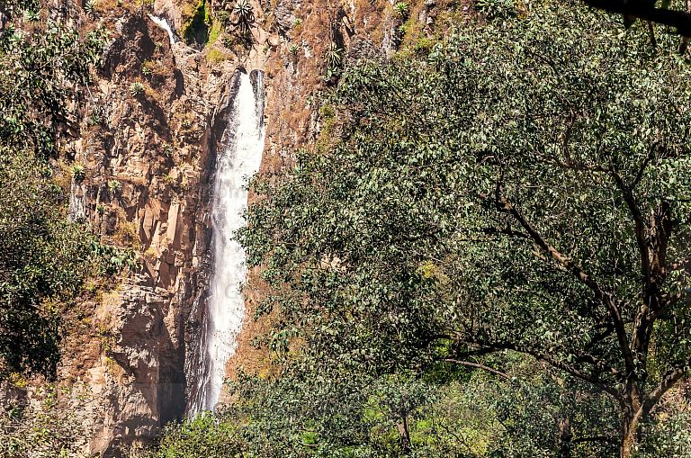Cascada en San Francisco El Alto