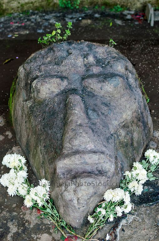 Rostro maya del centro ceremonial Jolom Noj