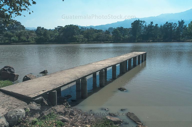 Laguna Monja Blanca