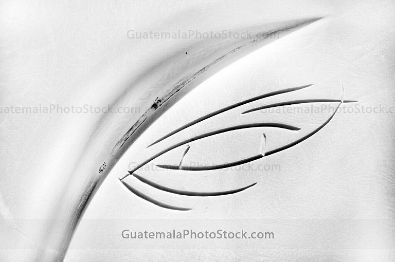 Detalle de la escultura El beso