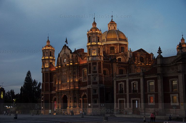 Antigua Basilica de Santa María de Guadalupe