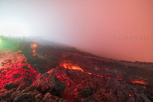 Lava en Volcán de Pacaya