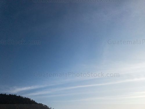Cielo azul desde la cubre de los Cuchumatanes