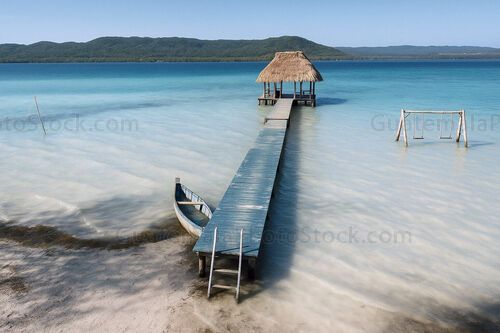 Playa Tres Naciones, Lago Petén Itzá