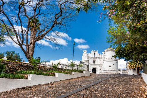 Torreón y Templo del Cerrito del Carmen