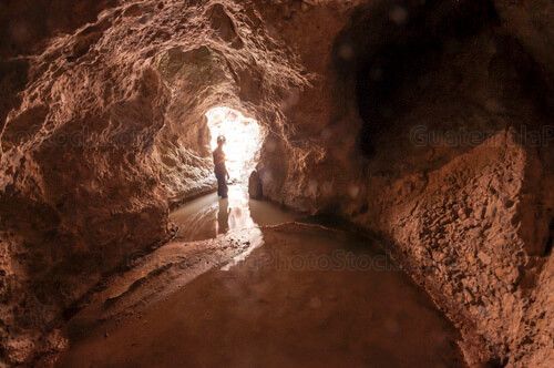 Cueva de los Reyes
