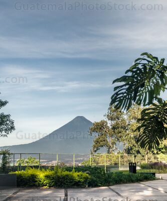 Plaza Berlín, Zona 13