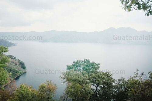 Laguna de Ayarza
