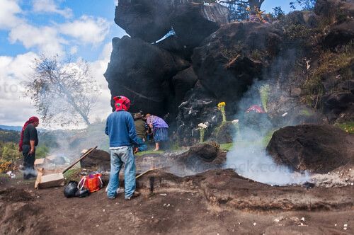 Centro ceremonial nueve sillas