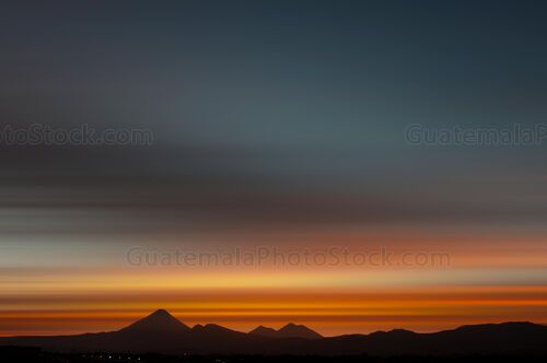 Paisaje sobre Volcanes