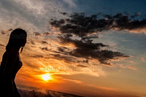Siluetas al atardecer en la Costa Sur