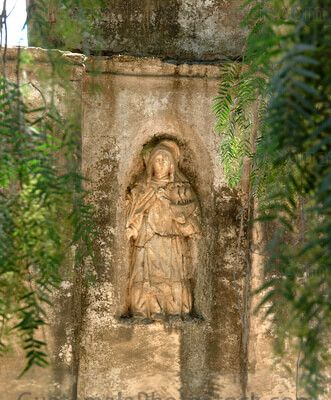 Fachada en ruinas
