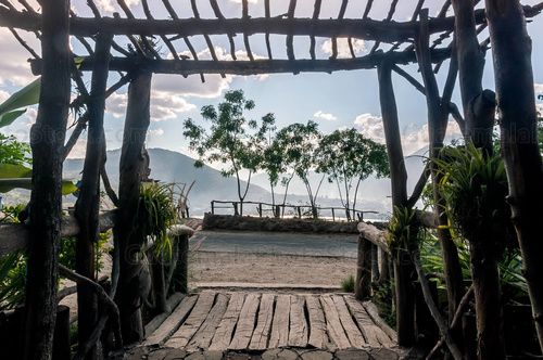 Paseo del Lago, Villa Nueva