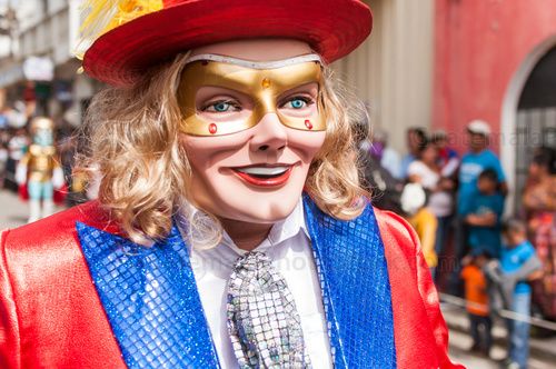 Personajes en convite